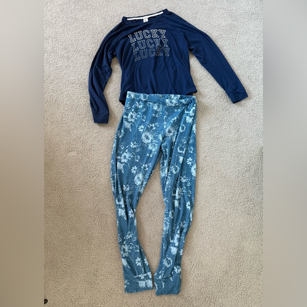 Lucky Brand Navy and Blue Pajama Set